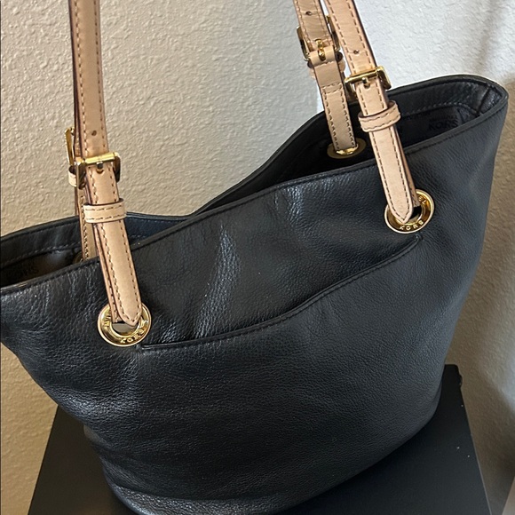 Michael Kors Black and Tan Leather Tote - Picture 4 of 14